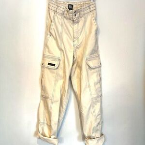 ☆URBAN OUTFITTERS BDG Cream🍦🍨Cargo skate Pants